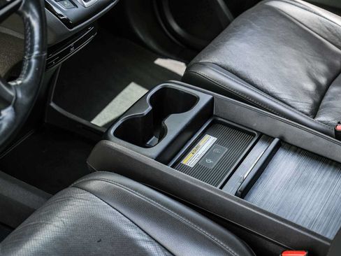 Used 2020 Honda Odyssey Elite image 25
