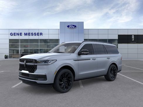 New 2026 Lincoln Navigator Reserve image 14