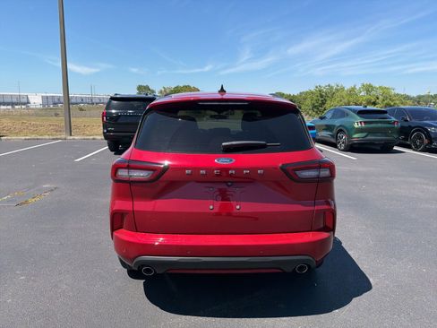 Used 2024 Ford Escape ST-Line w/ Tech Pack #1 image 7