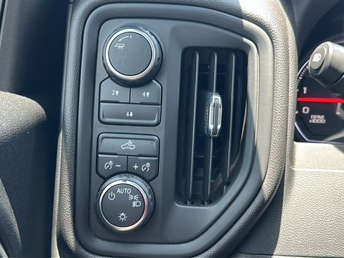 Used 2024 Chevrolet Silverado 2500 Custom w/ Custom Convenience Package AWD/4WD image 33