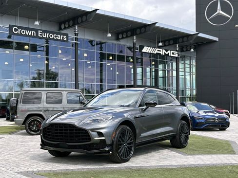 Used 2023 Aston Martin DBX 707 AWD/4WD image 1
