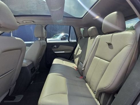 Used 2013 Ford Edge SEL FWD image 20
