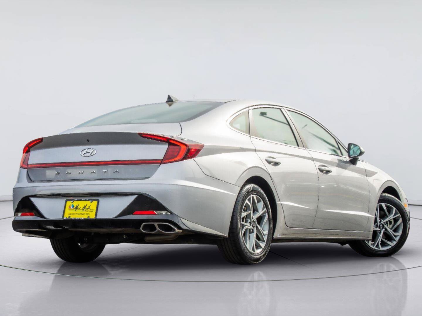 Used 2023 Hyundai Sonata SEL FWD image 4