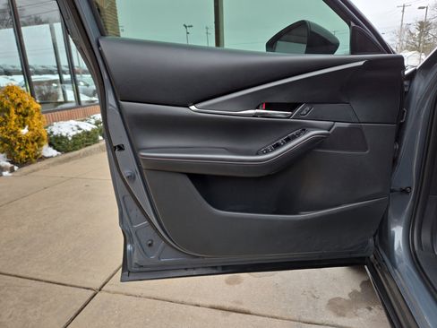 Used 2022 MAZDA CX-30 AWD 2.5 S w/ Preferred Package image 15