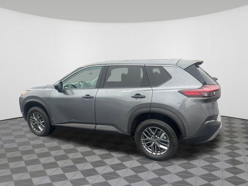 Used 2023 Nissan Rogue S FWD image 12