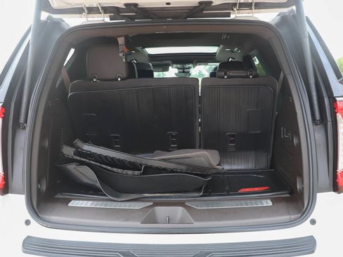 Used 2023 GMC Yukon Denali w/ Denali Reserve Package AWD/4WD image 15