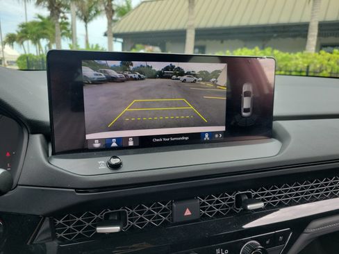 Used 2023 Honda Accord Touring image 21