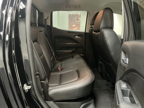 Used 2019 Chevrolet Colorado ZR2 w/ ZR2 Midnight Special Edition AWD/4WD image 28