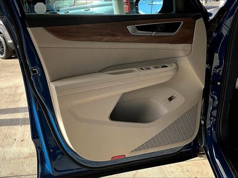 New 2026 Volkswagen Atlas SE image 27