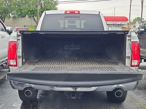 Used 2016 RAM 1500 Big Horn w/ Heated Seats & Wheel Group AWD/4WD image 24