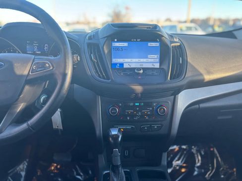 Used 2017 Ford Escape SE w/ SE Leather Comfort Package FWD image 13