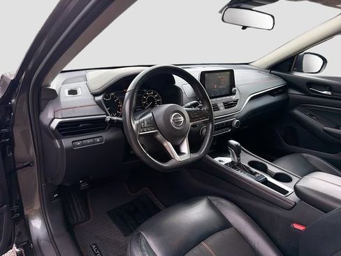 Used 2022 Nissan Altima 2.5 SR FWD image 25