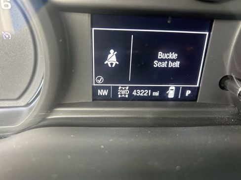 Used 2023 Chevrolet Silverado 1500 Custom Trail Boss w/ LPO, Dark Essentials Package image 17