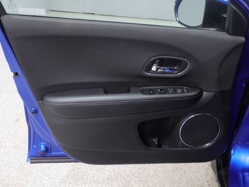 Used 2021 Honda HR-V EX image 14