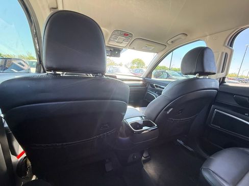 Used 2023 Kia Telluride S image 27