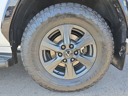 Used 2025 Lexus LX 700h Overtrail w/ Accessory Package (Z1) image 37