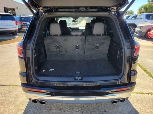 Used 2024 GMC Acadia Denali image 7