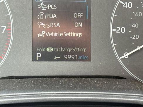 Certified 2024 Toyota Corolla LE image 27