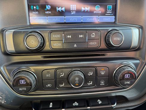 Used 2018 Chevrolet Silverado 2500 LT w/ All Star Edition image 32