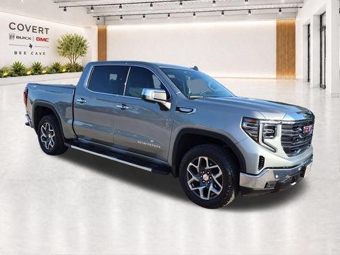 Used 2025 GMC Sierra 1500 SLT AWD/4WD image 1