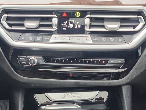 Used 2024 BMW X3 xDrive30i w/ Premium Package image 17