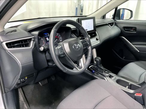 Certified 2024 Toyota Corolla Cross LE image 8
