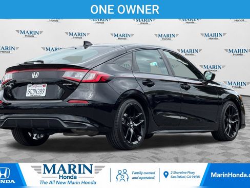 Used 2023 Honda Civic Sport image 3