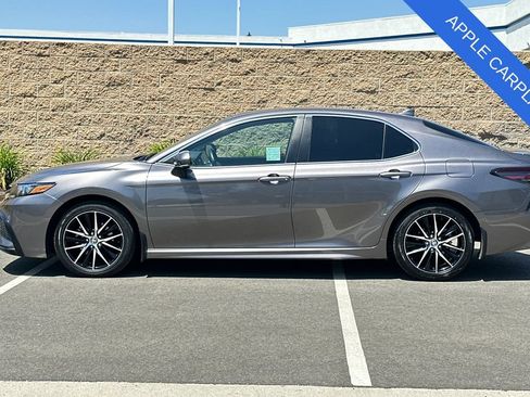Used 2024 Toyota Camry SE FWD image 7