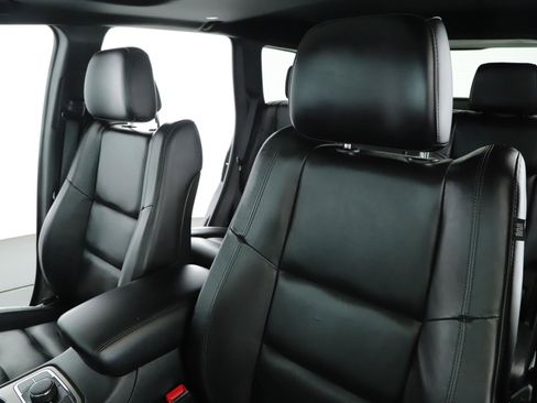 Used 2022 Jeep Grand Cherokee Limited image 4