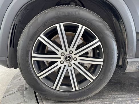 Used 2024 Mercedes-Benz GLE 450 4MATIC image 10