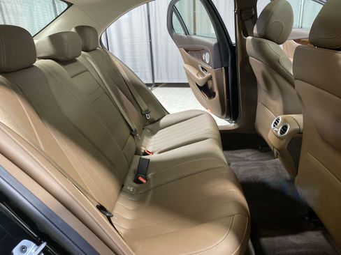 Used 2019 Mercedes-Benz E 450 4MATIC Sedan image 13