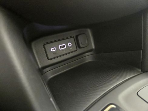 Certified 2022 Chevrolet Equinox RS image 28