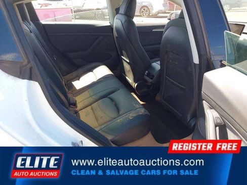 Used 2022 Tesla Model 3 RWD image 16