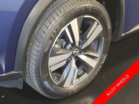 Certified 2023 Nissan Rogue SL image 6