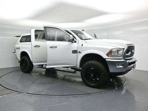 Used 2017 RAM 2500 Longhorn image 27