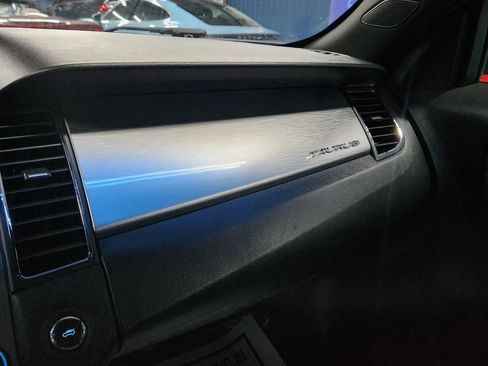 Used 2014 Ford Taurus SEL image 36