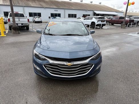 Used 2024 Chevrolet Malibu LT FWD image 3