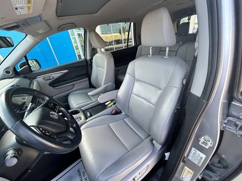 Certified 2021 Honda Pilot Special Edition image 12
