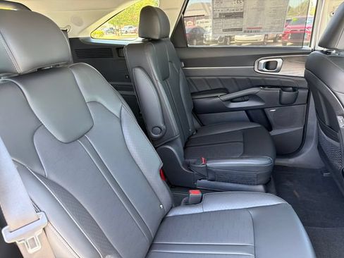 New 2026 Kia Sorento SX AWD/4WD image 23