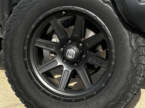 Used 2011 Toyota Tacoma 4x4 Double Cab image 26