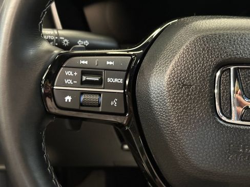 Used 2025 Honda Civic Sport image 11