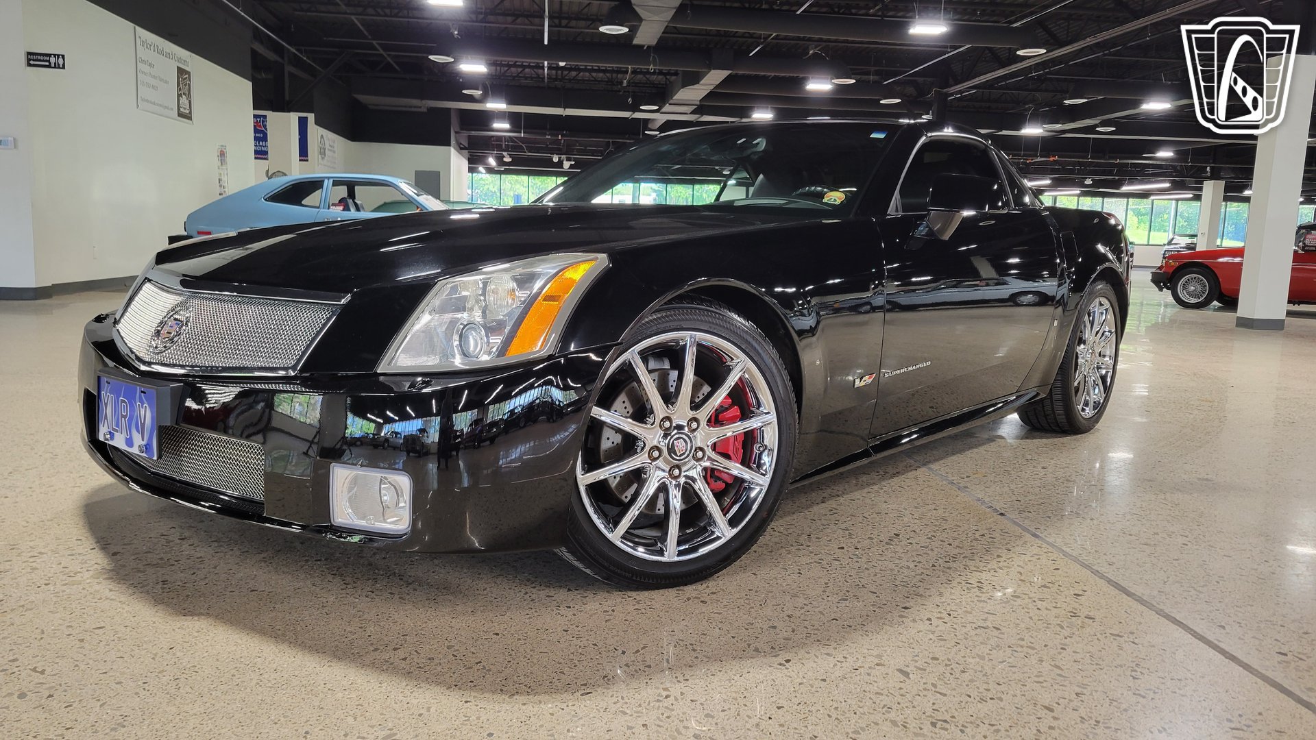Used 2008 Cadillac XLR V RWD image 20
