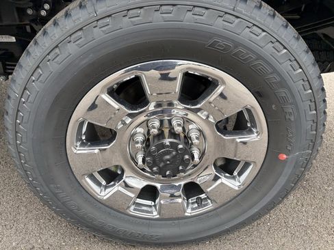 New 2026 Ford F350 Lariat w/ Lariat Premium Package image 17