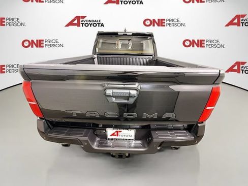 Certified 2024 Toyota Tacoma TRD Off-Road w/ TRD Off Road Upgrade Package AWD/4WD image 7