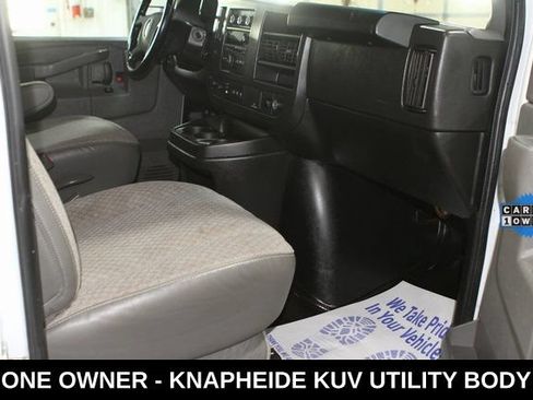 Used 2020 GMC Savana 3500 w/ Power Convenience Package RWD image 19