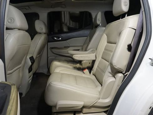 Used 2018 GMC Acadia Denali w/ Technology Package AWD/4WD image 18