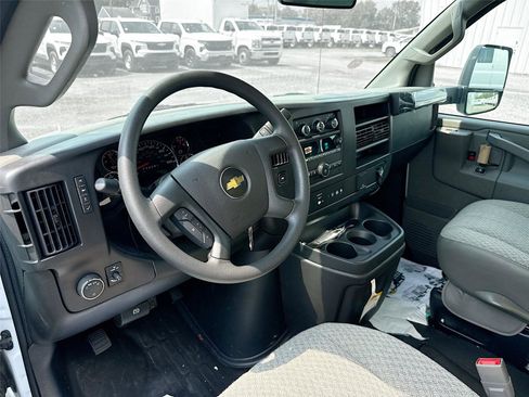 New 2024 Chevrolet Express 3500 w/ Power Convenience Package RWD image 9