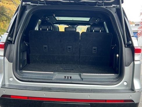 Certified 2023 Lincoln Navigator Reserve image 16