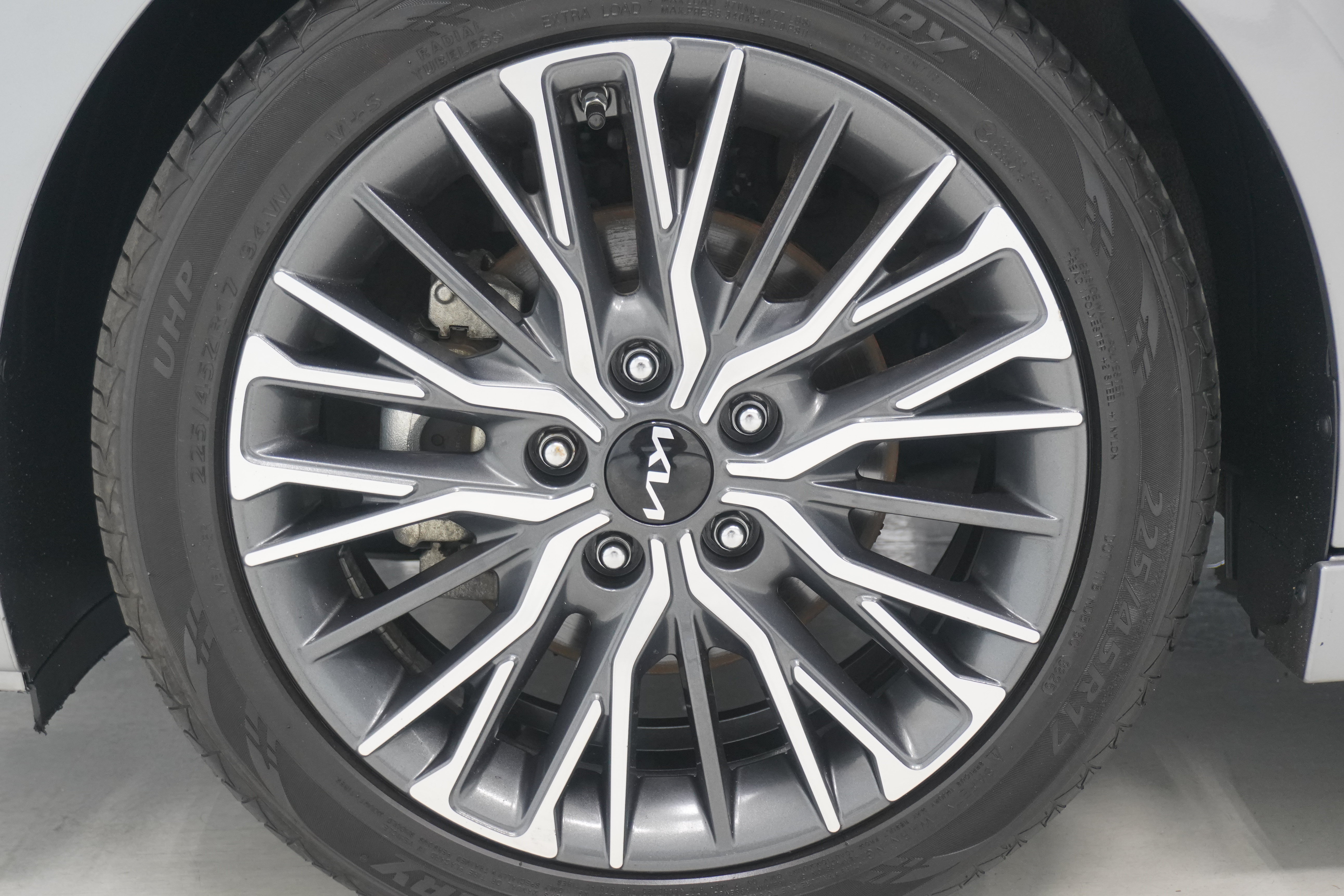 Used 2023 Kia Forte GT-Line w/ GT-Line Premium Package FWD image 26