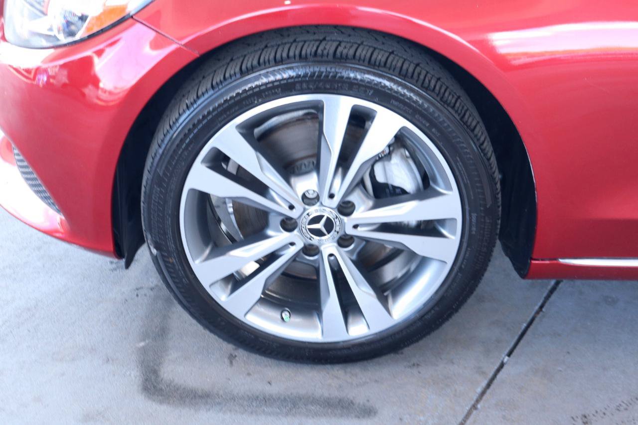 Used 2016 Mercedes-Benz C 300 Sedan image 12